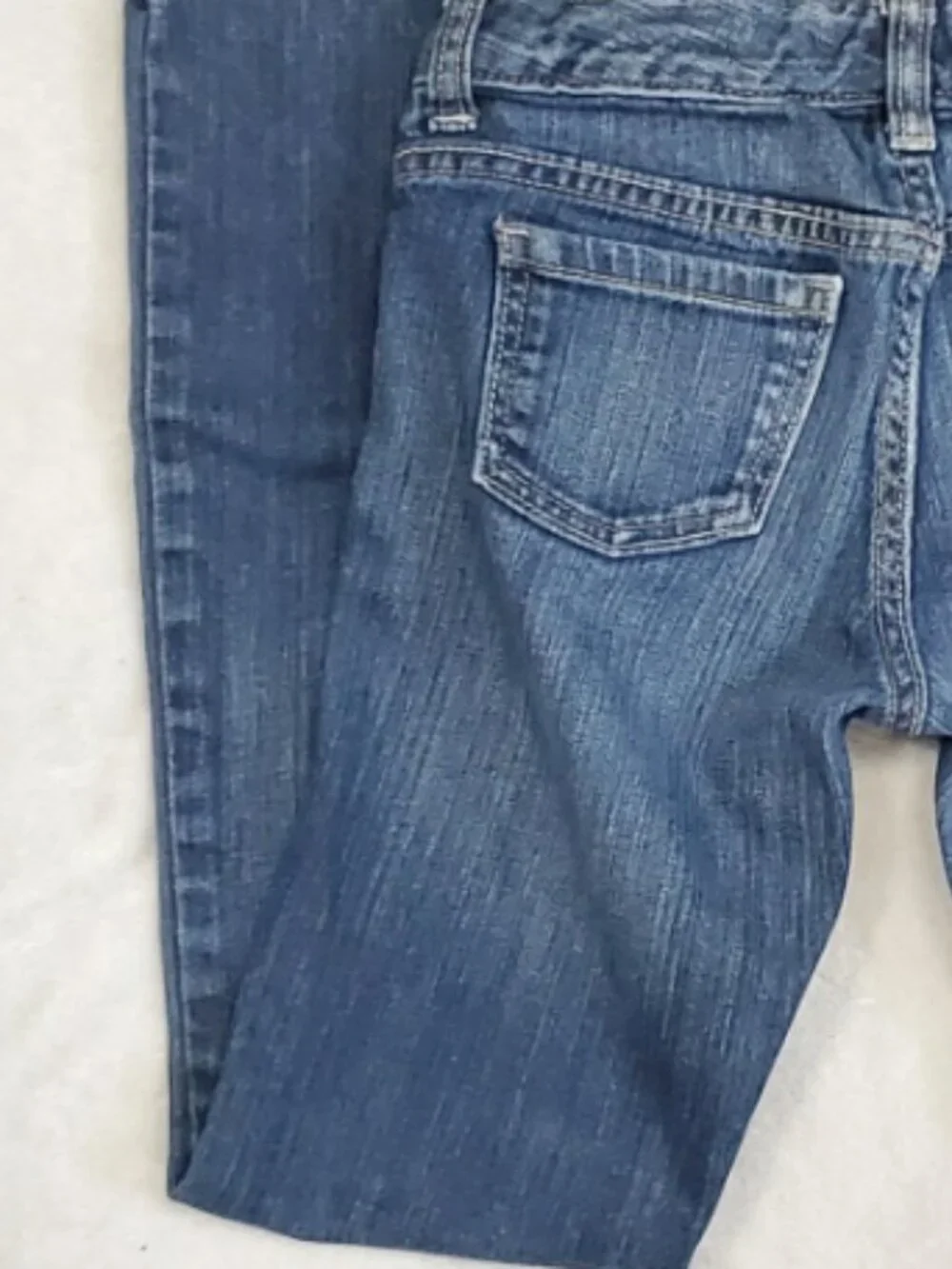 Old Navy Boot Cut Jeans Girls size 8 Mid Rise Gently Preloved Slight flare GUC